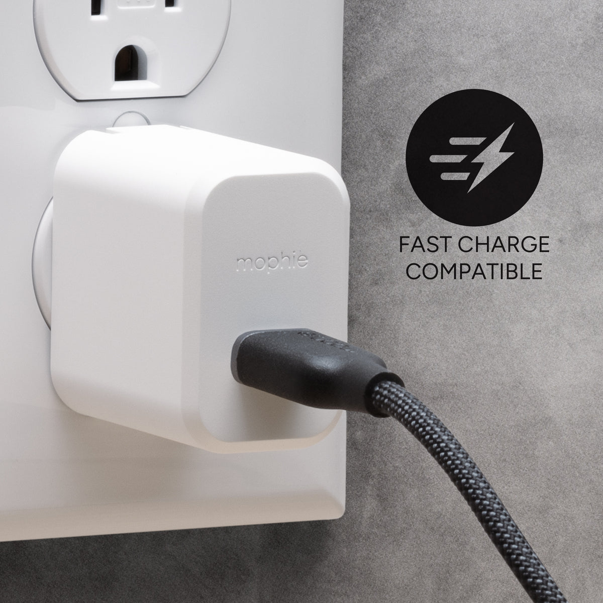 Fast Charge Compatible
|| The USB-A to USB-C cable can be used with a PD charger for fast charging and data transfer.